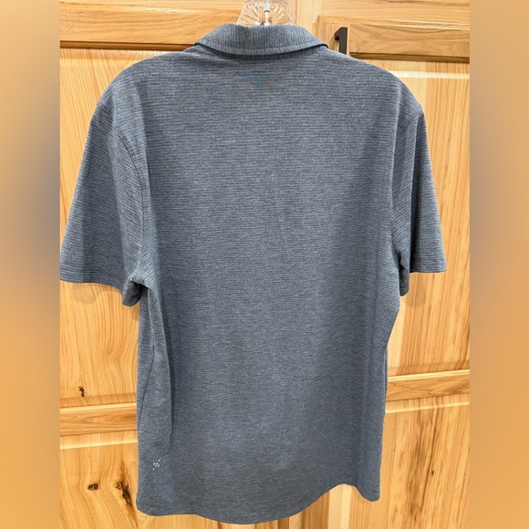 Lululemon Charcoal Polo Shirt Subtle Blue Stripes Business Casual Preppy Classy - Picture 3 of 7
